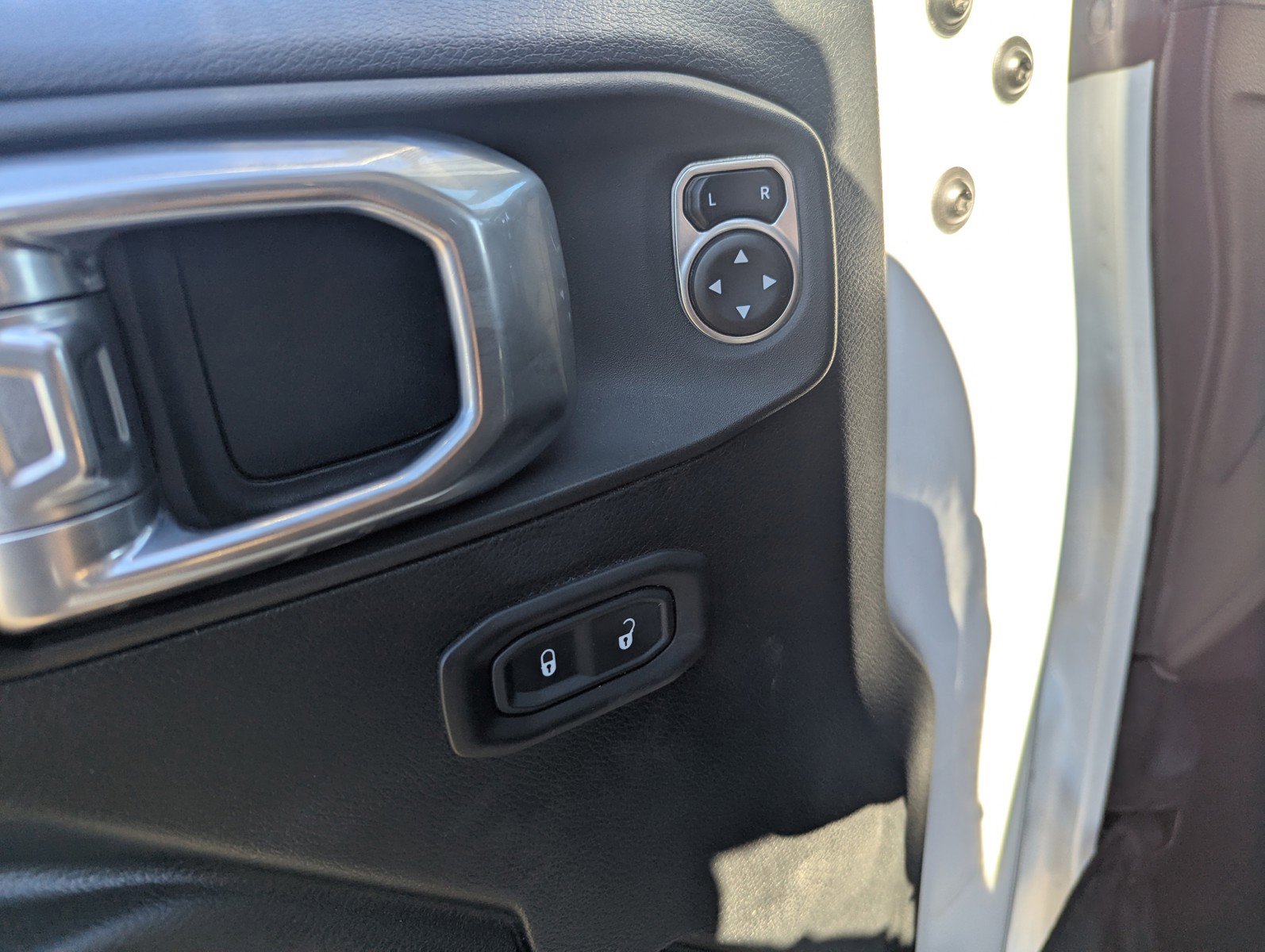 Used 2020 Jeep Wrangler Unlimited Sport image 30