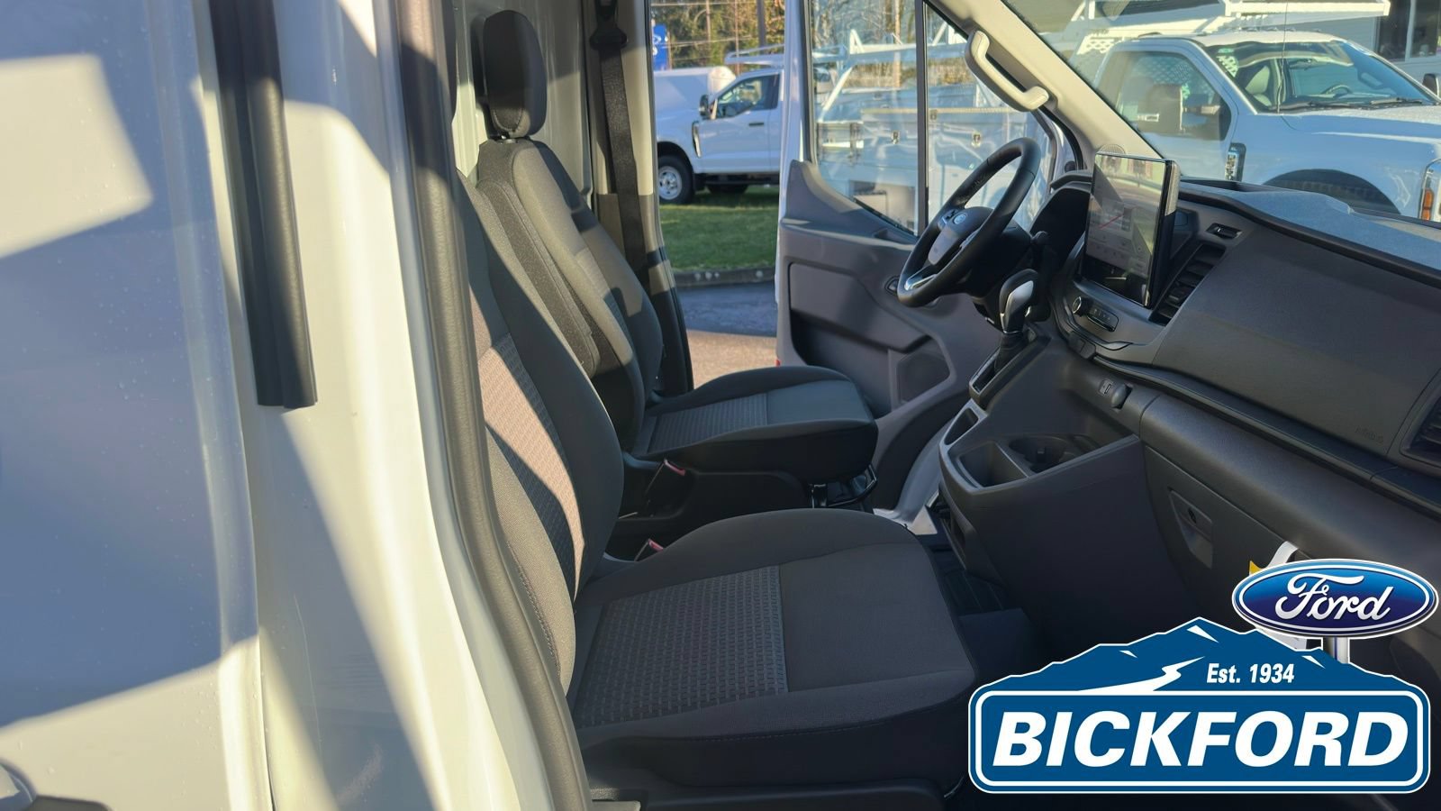 New 2026 Ford Transit 350 148 Medium Roof w/ Electrician Trade Package RWD image 18