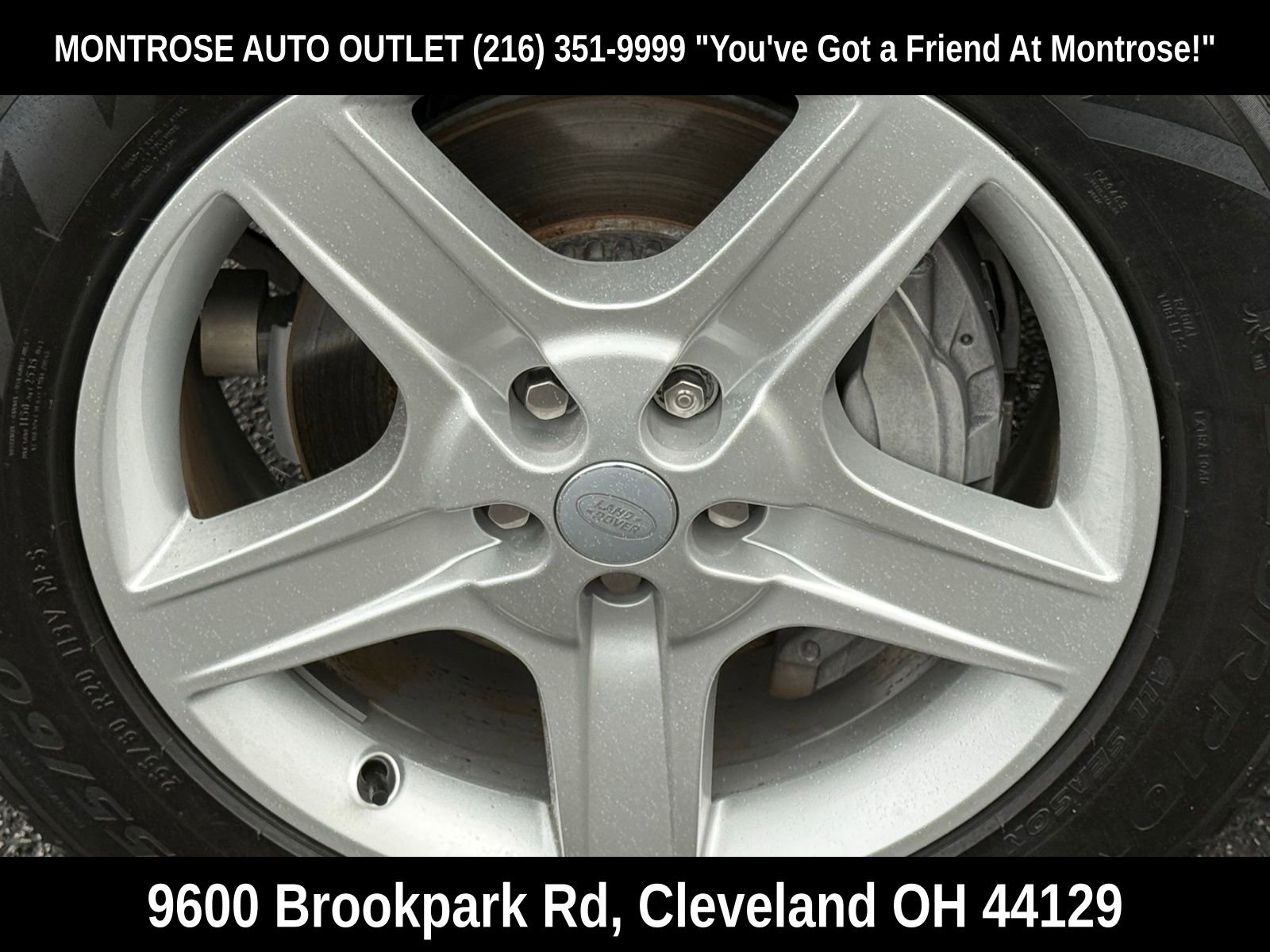 Used 2024 Land Rover Defender 130 S image 11