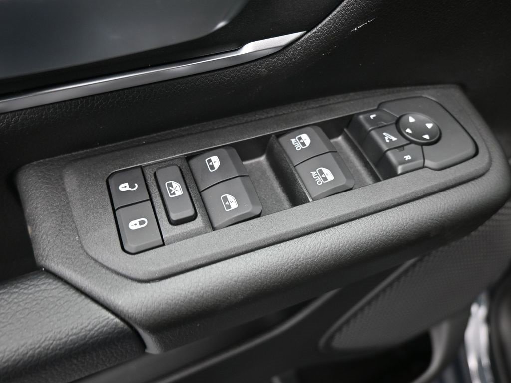 New 2026 RAM 1500 2WD Crew Cab image 13