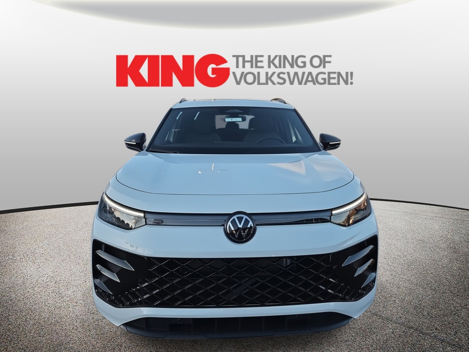 New 2026 Volkswagen Tiguan SE R-Line image 9