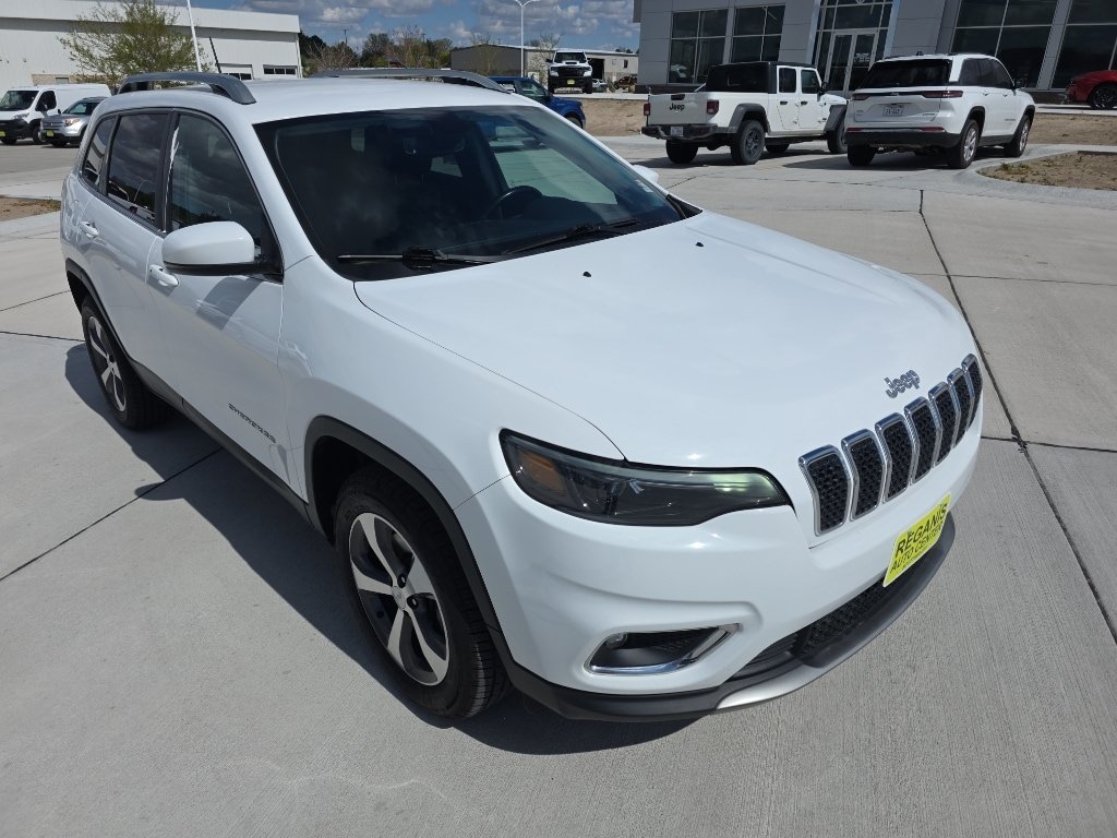 Used 2019 Jeep Cherokee Limited AWD/4WD image 3
