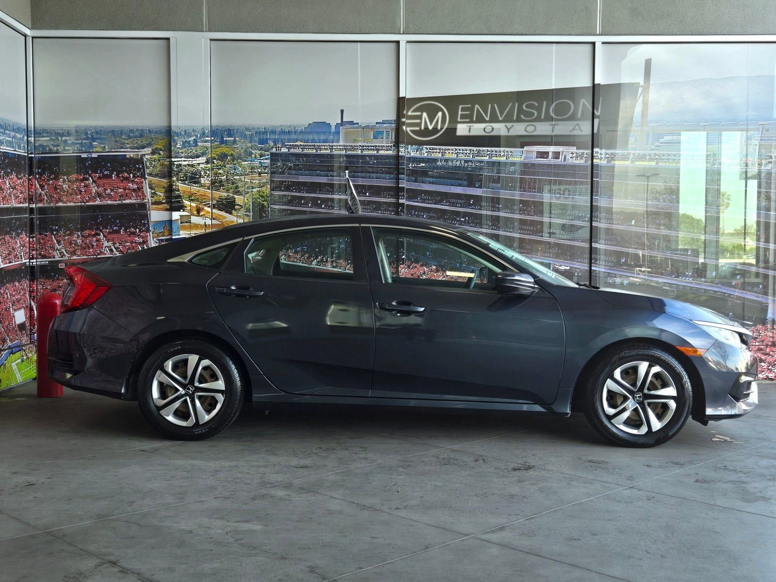 Used 2018 Honda Civic LX image 4