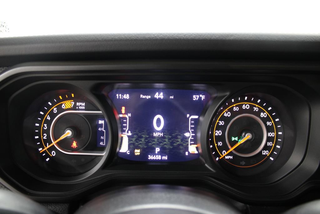 Used 2024 Jeep Wrangler Unlimited Rubicon image 38