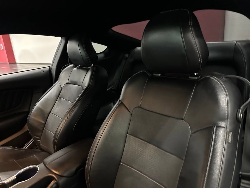 Used 2020 Ford Mustang Premium image 16