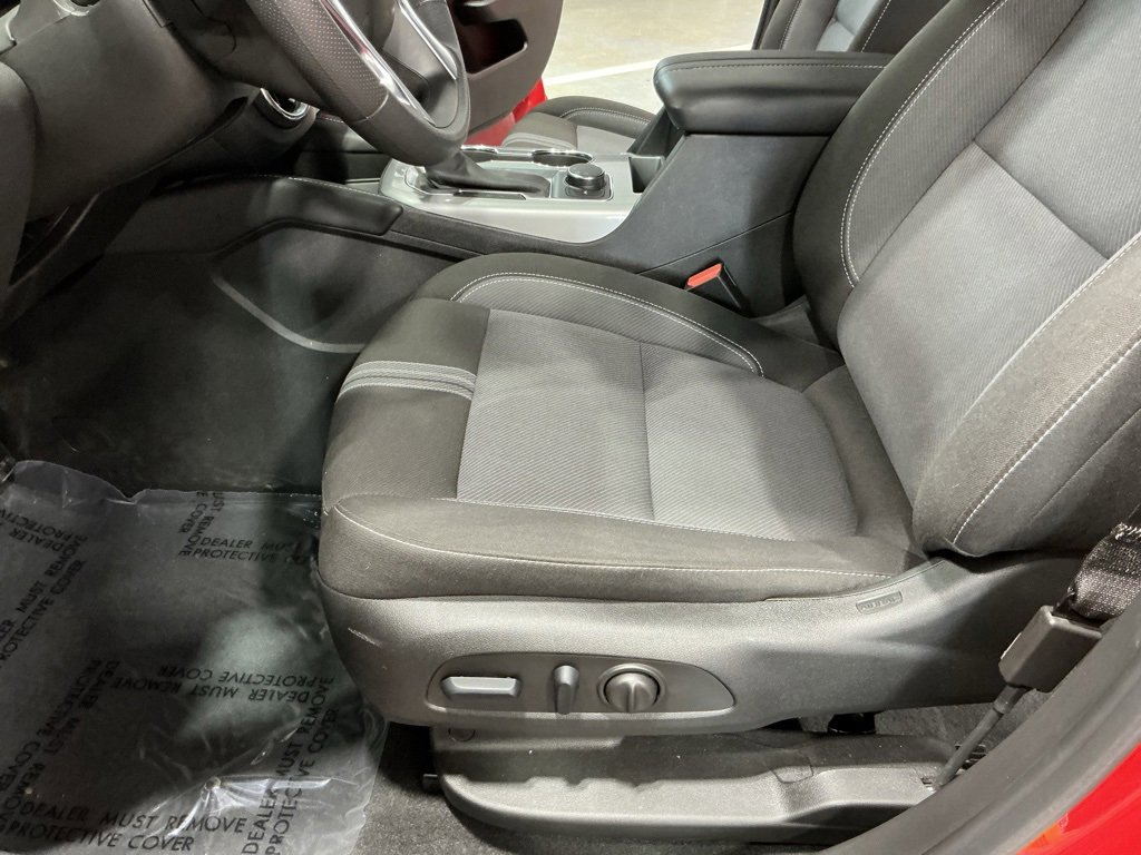 Used 2024 Chevrolet Blazer LT image 17