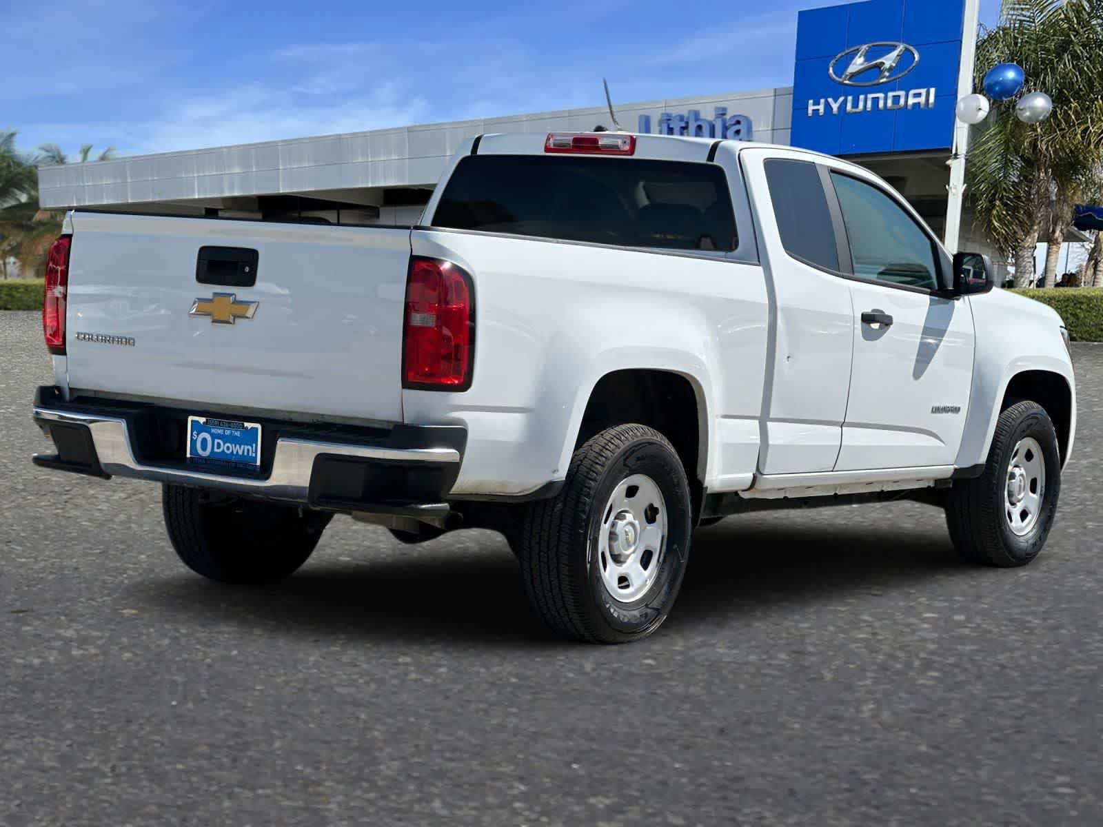 Used 2020 Chevrolet Colorado W/T w/ WT Convenience Package RWD image 3