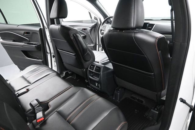 Certified 2023 Honda Passport TrailSport image 12