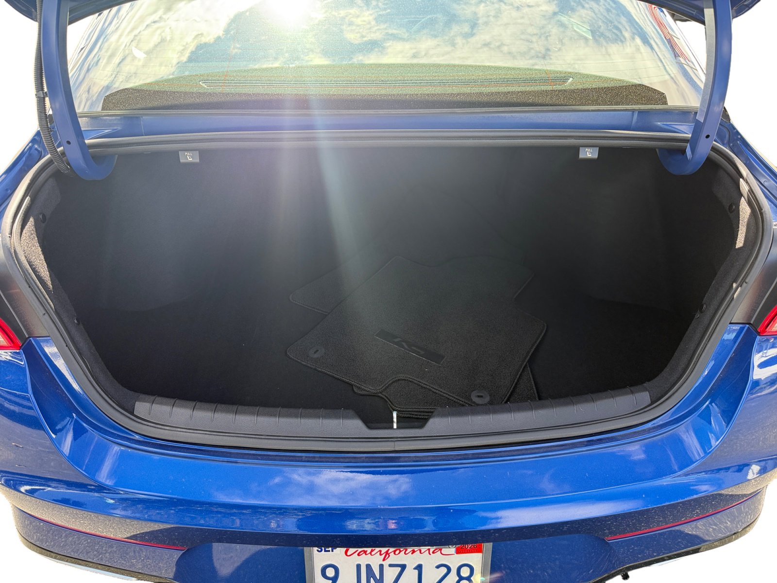 Used 2023 Kia K5 GT-Line w/ GT-Line Premium Package image 17