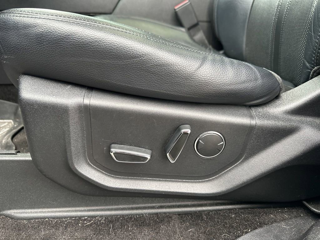 Used 2018 Ford Expedition Limited image 18