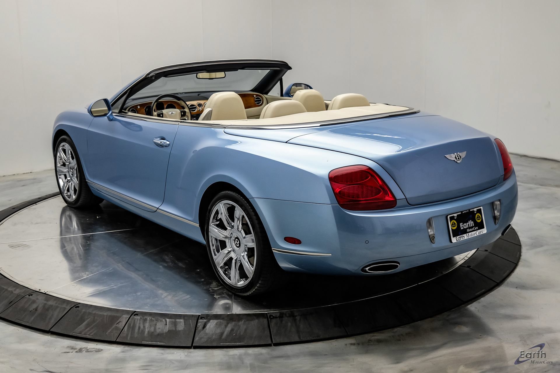 Used 2011 Bentley Continental GTC image 15