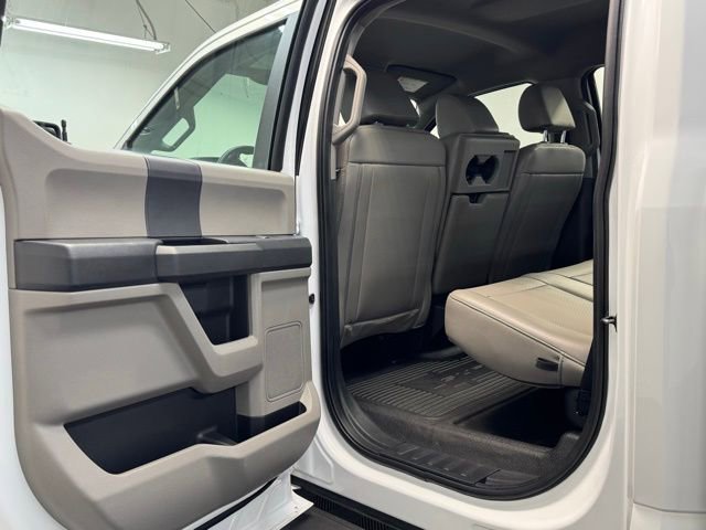 Used 2022 Ford F250 XL w/ Power Equipment Group image 26