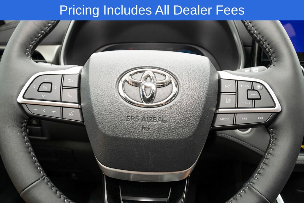 New 2026 Toyota Highlander Limited AWD/4WD image 21