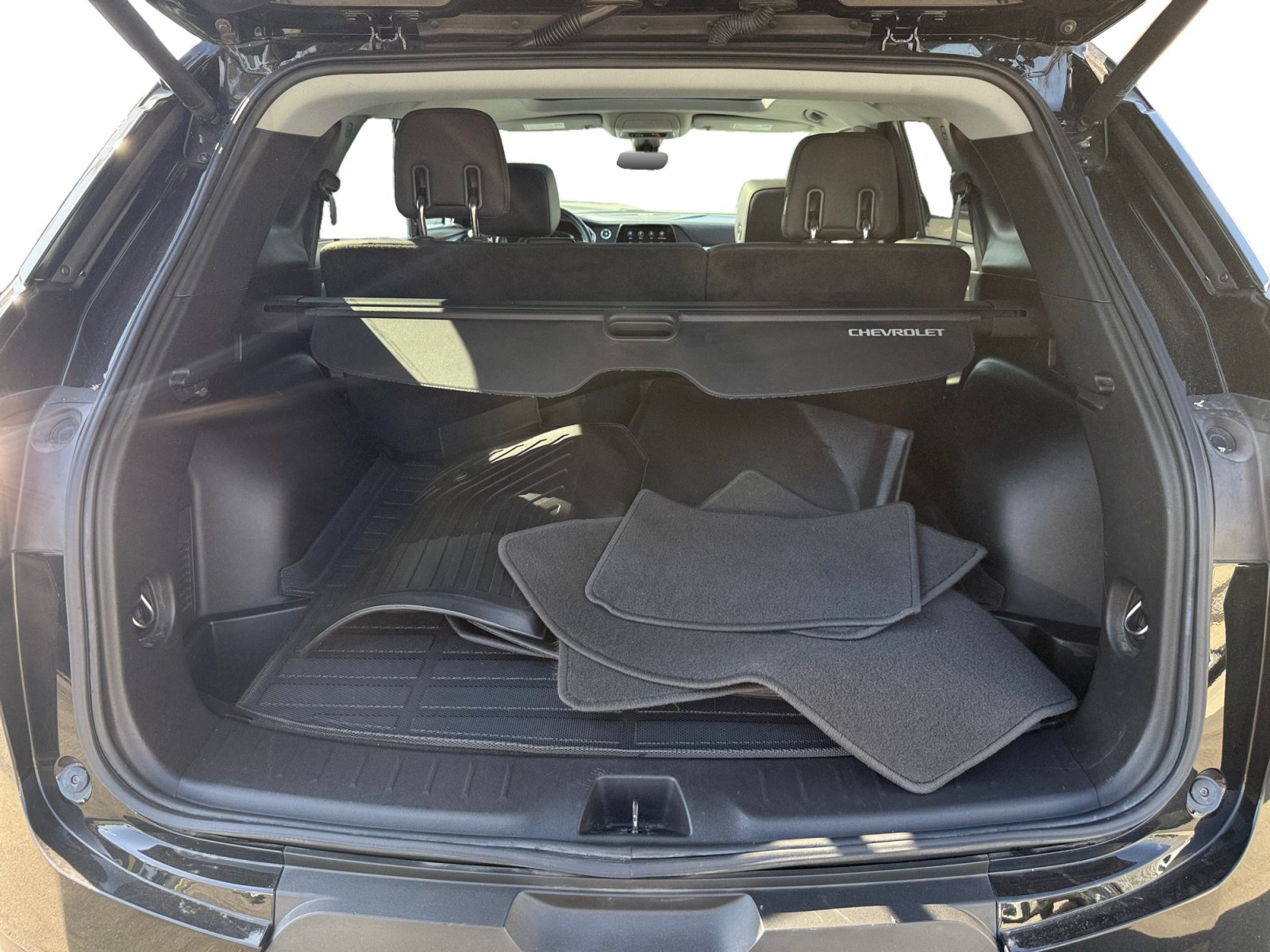 Used 2020 Chevrolet Blazer LT w/ Sound & Technology Package FWD image 17