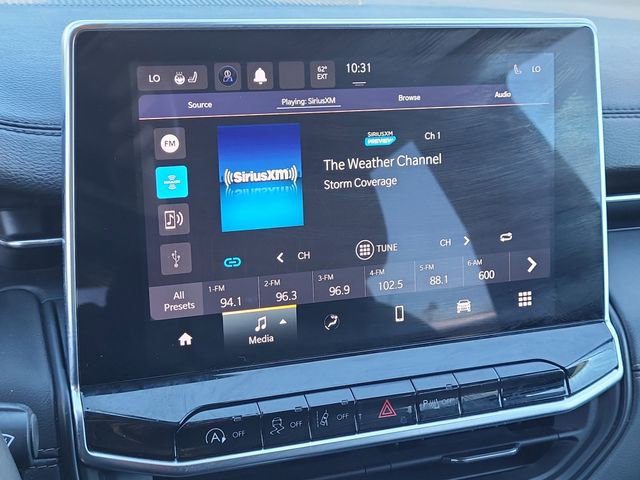 Used 2023 Jeep Compass Limited image 12