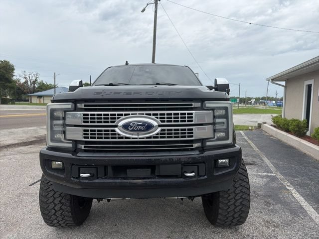 Used 2019 Ford F250 Platinum w/ Platinum Ultimate Package AWD/4WD image 2