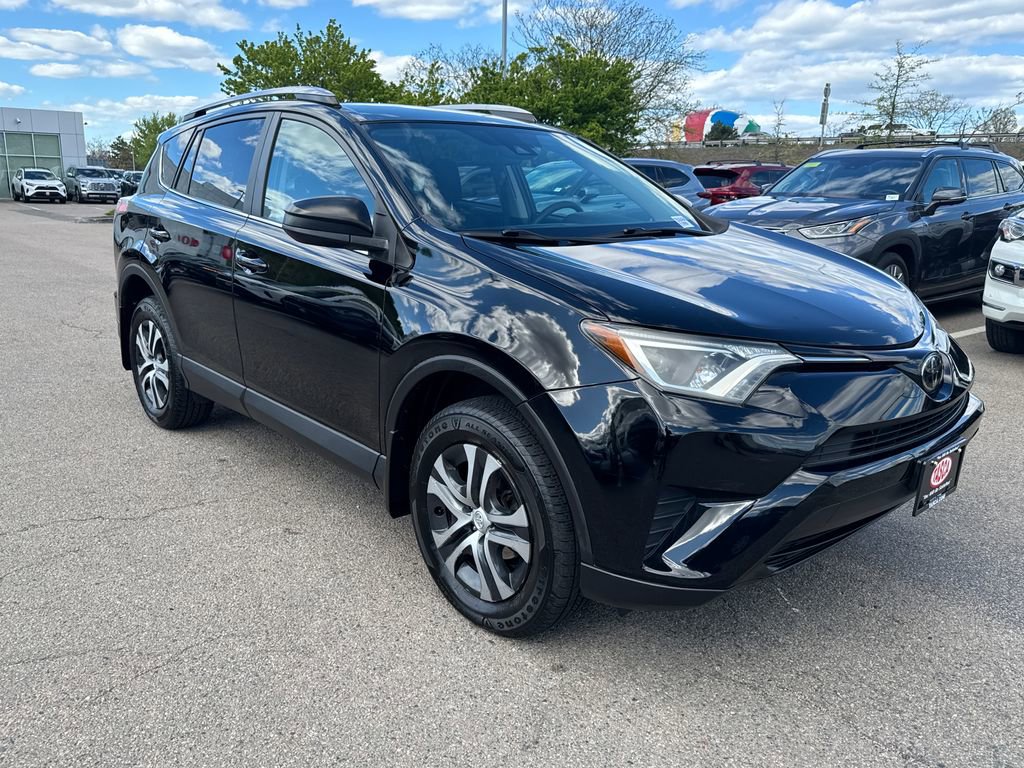 Used 2018 Toyota RAV4 LE w/ All Weather Liner Package AWD/4WD image 10
