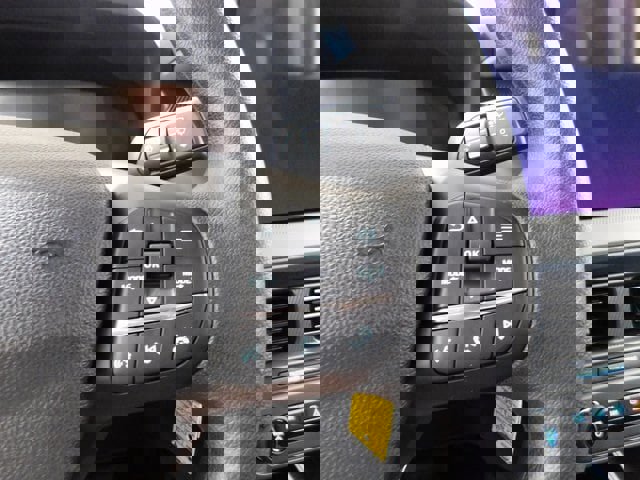 New 2025 Ford Maverick XL w/ Equipment Group 102A image 21