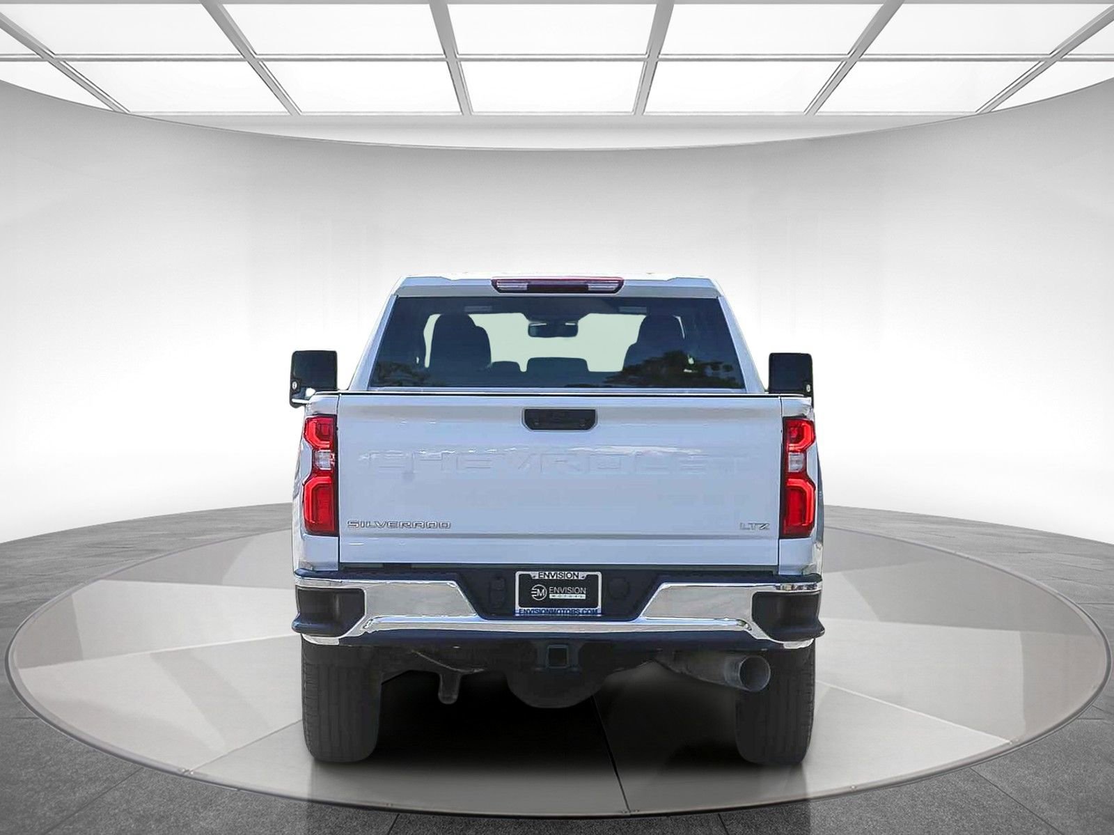 Used 2023 Chevrolet Silverado 2500 LTZ AWD/4WD image 3