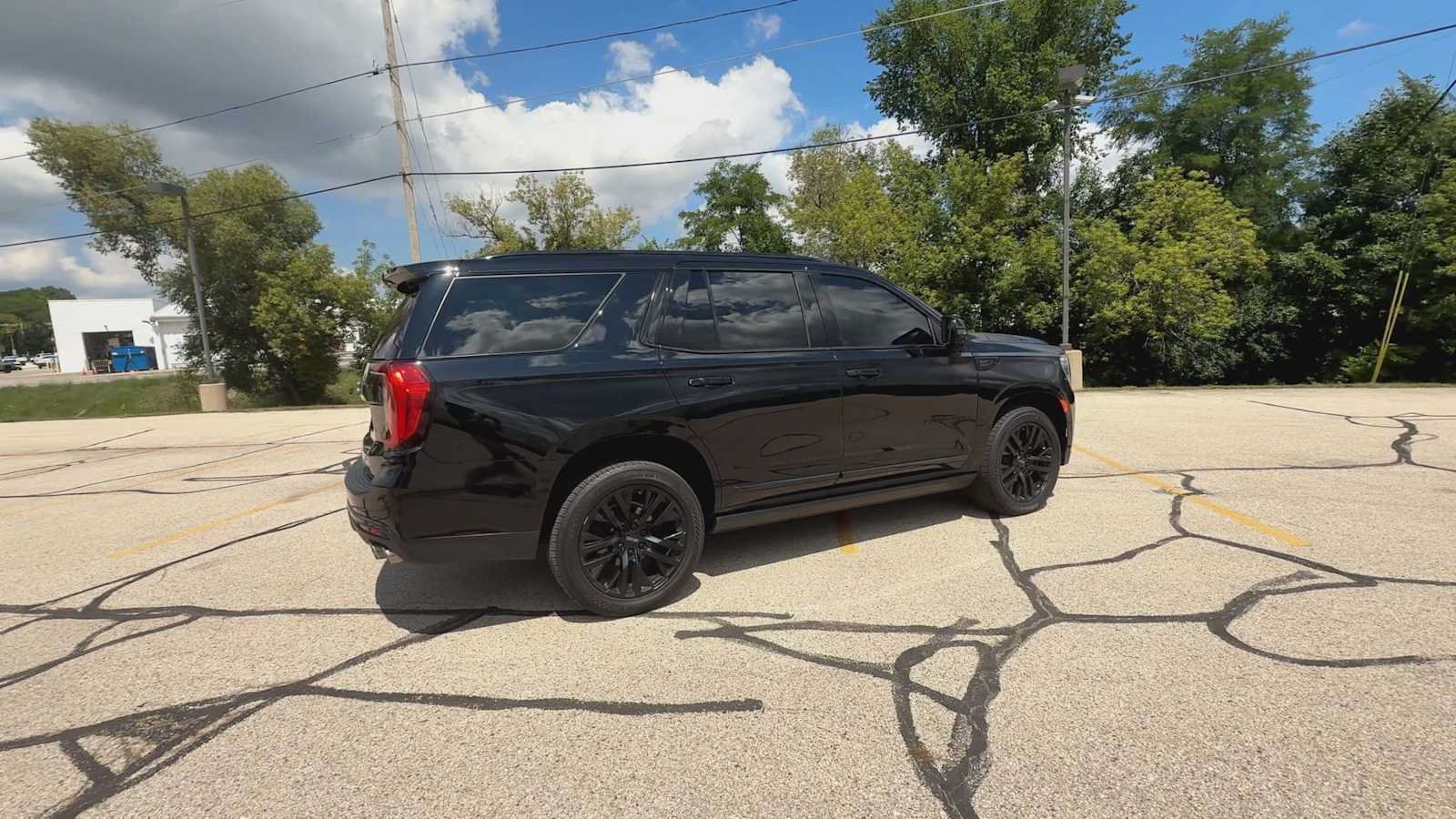 Certified 2023 GMC Yukon Denali AWD/4WD image 8