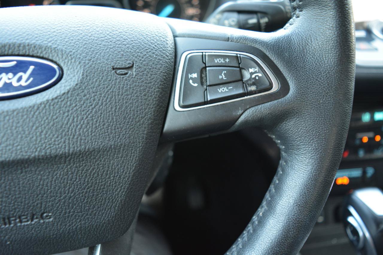 Used 2018 Ford Escape Titanium AWD/4WD image 28