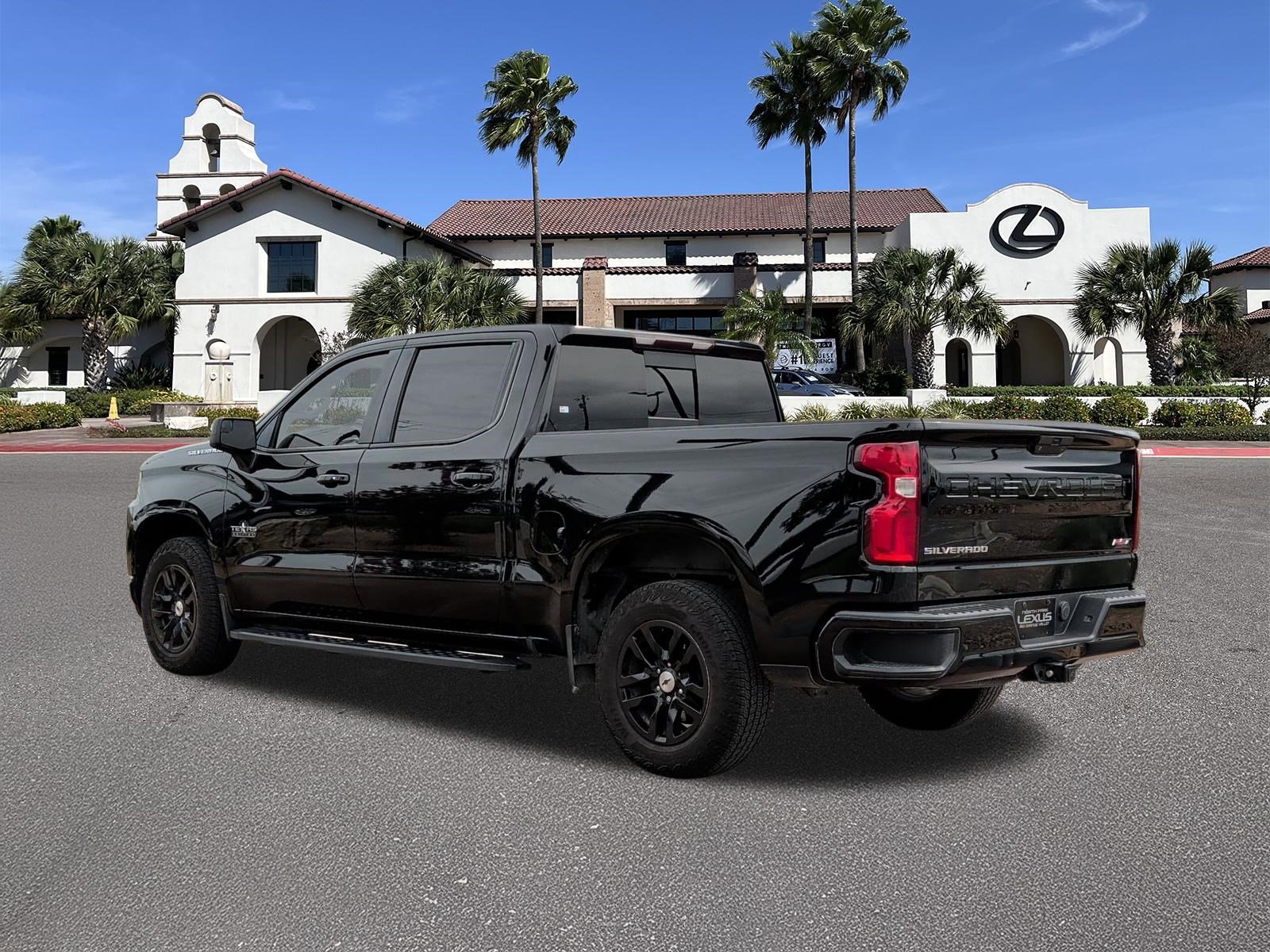 Used 2020 Chevrolet Silverado 1500 RST w/ Texas Edition RWD image 4