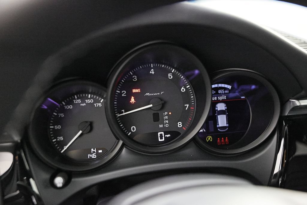 New 2026 Porsche Macan Turbo AWD/4WD image 34