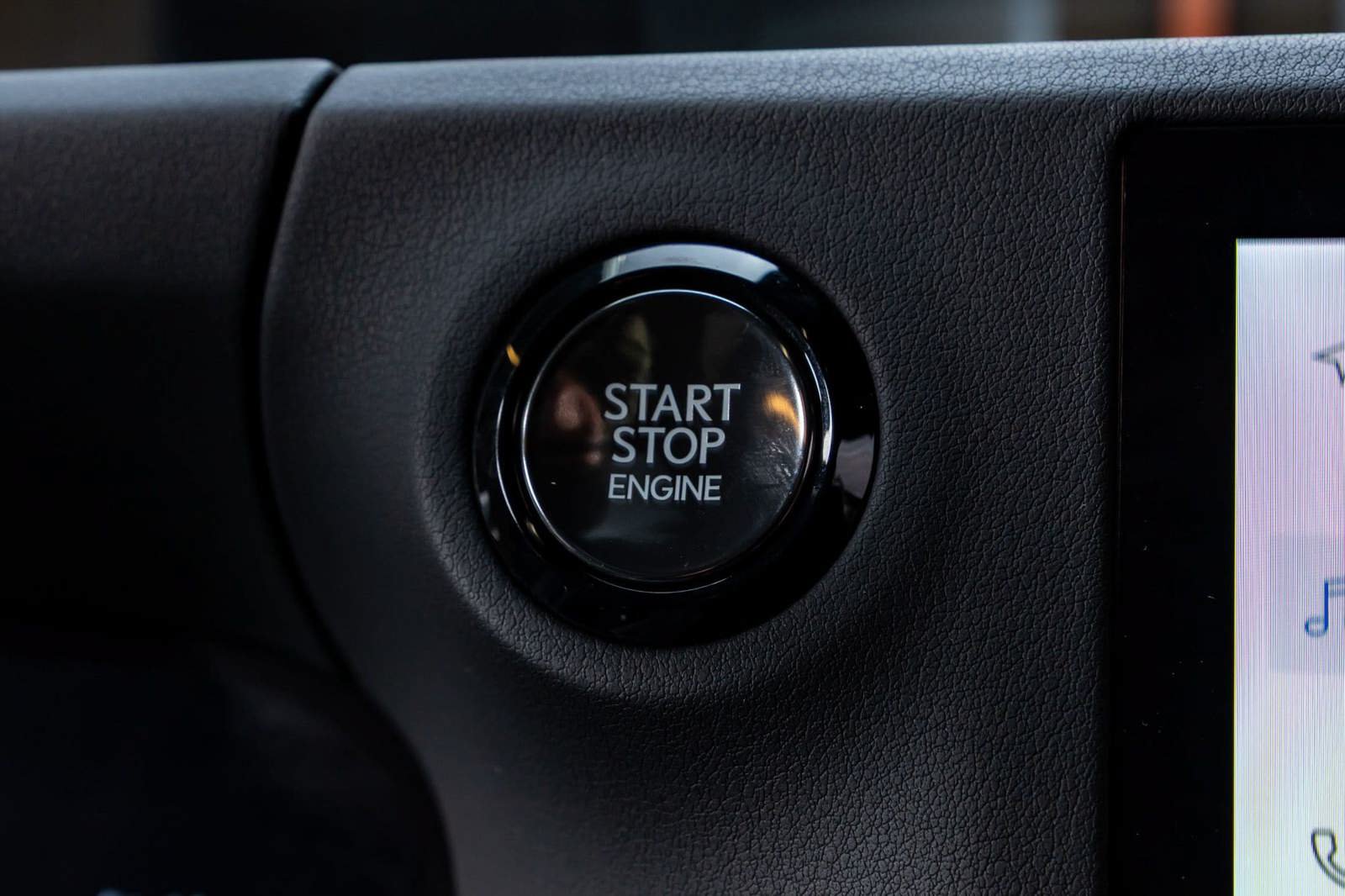 Used 2025 Lexus GX 550 AWD/4WD image 23