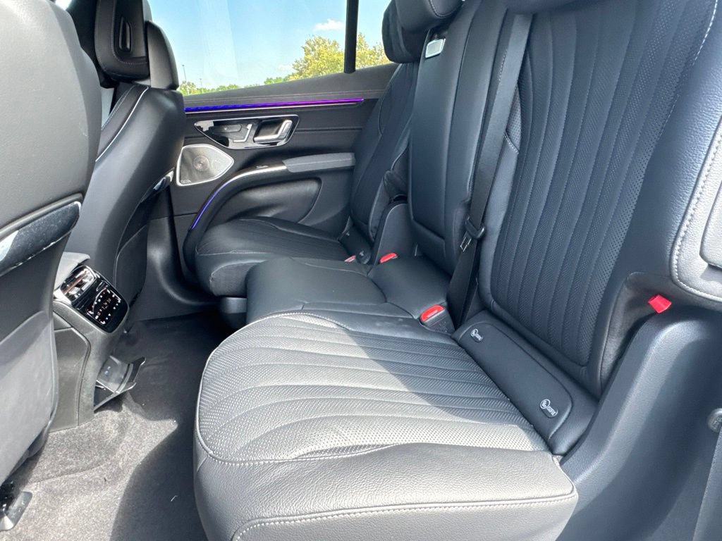 New 2026 Mercedes-Benz EQS 400 4MATIC SUV image 31