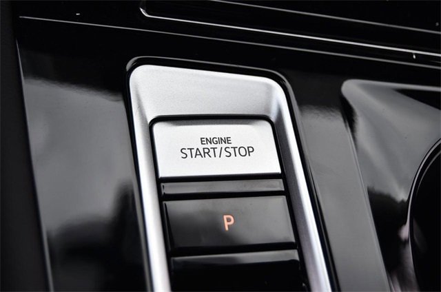 New 2026 Volkswagen Atlas SE image 17