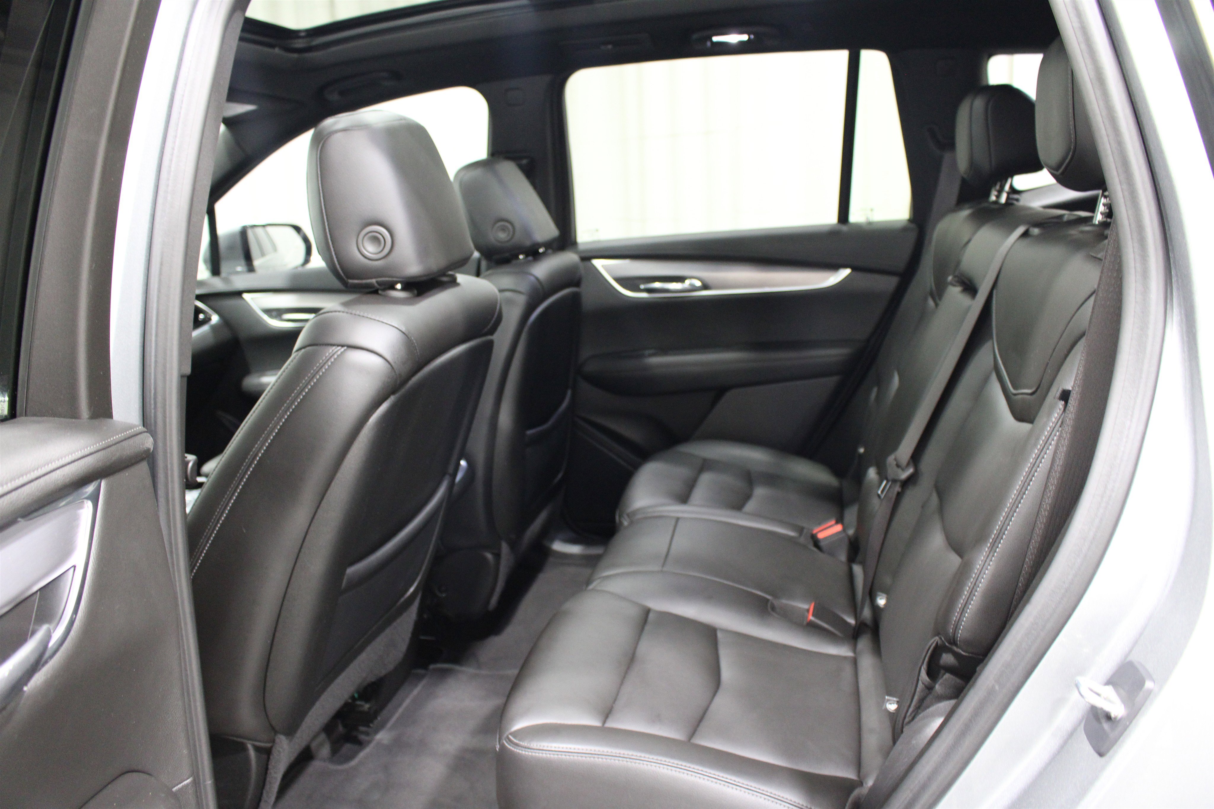 Certified 2024 Cadillac XT6 Luxury image 21