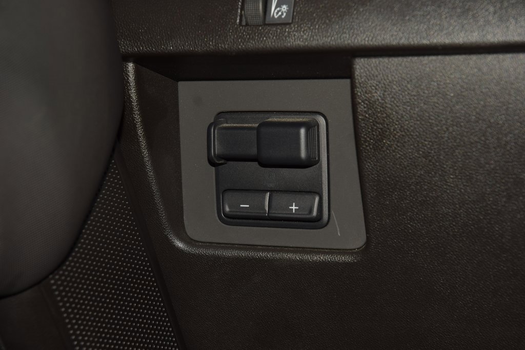 Certified 2023 Chevrolet Colorado Z71 w/ Z71 Convenience Package 2 image 37