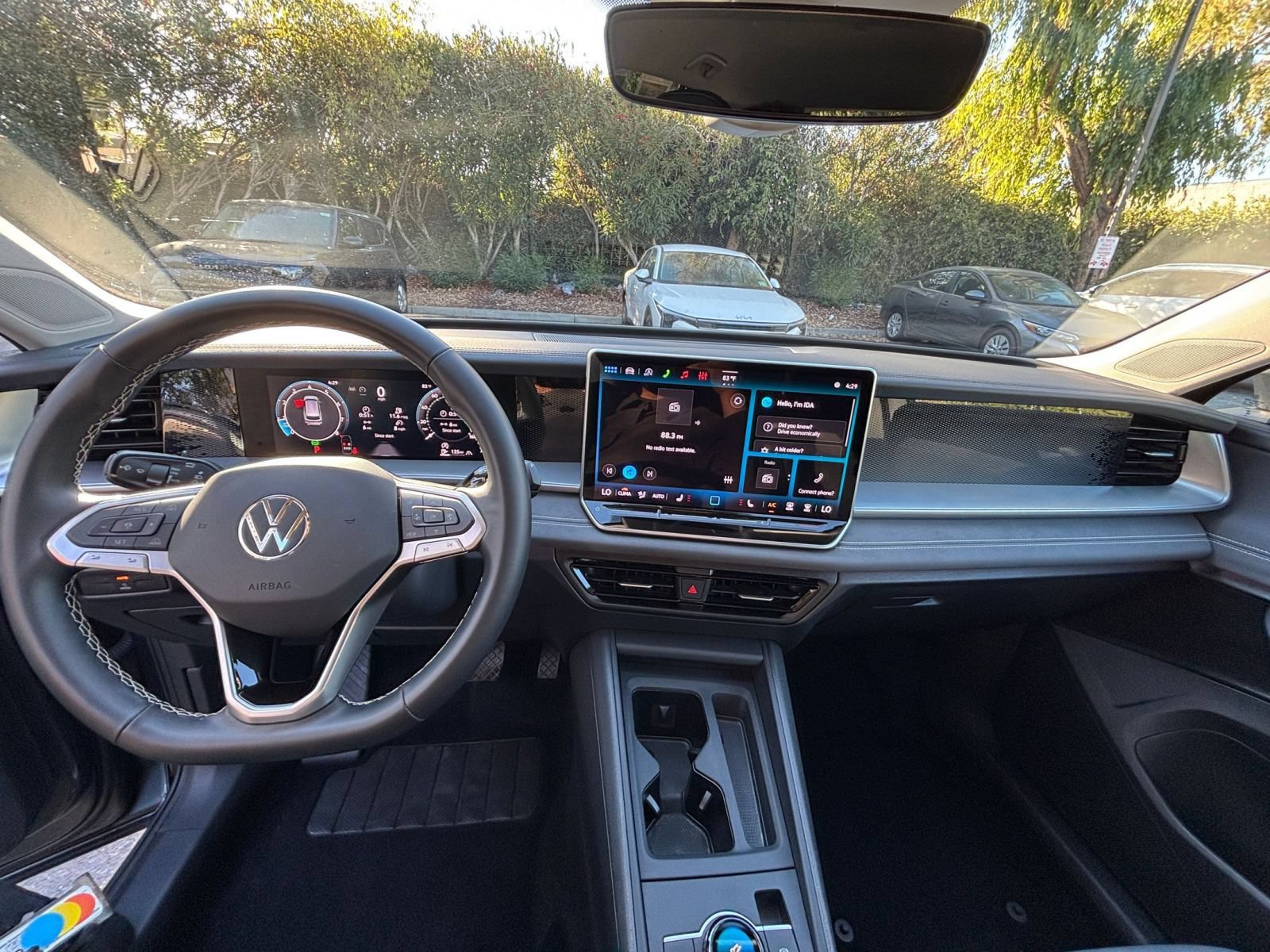 Used 2026 Volkswagen Tiguan SE AWD/4WD image 34