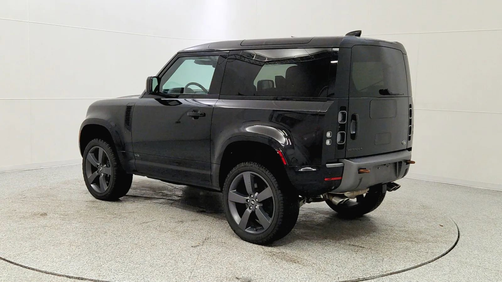 Used 2022 Land Rover Defender 90 V8 image 5