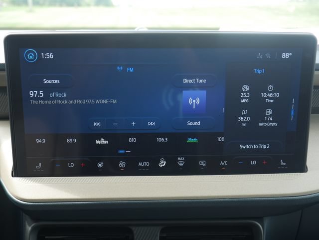 Used 2025 Ford Maverick Lariat w/ 4K Tow Package AWD/4WD image 22