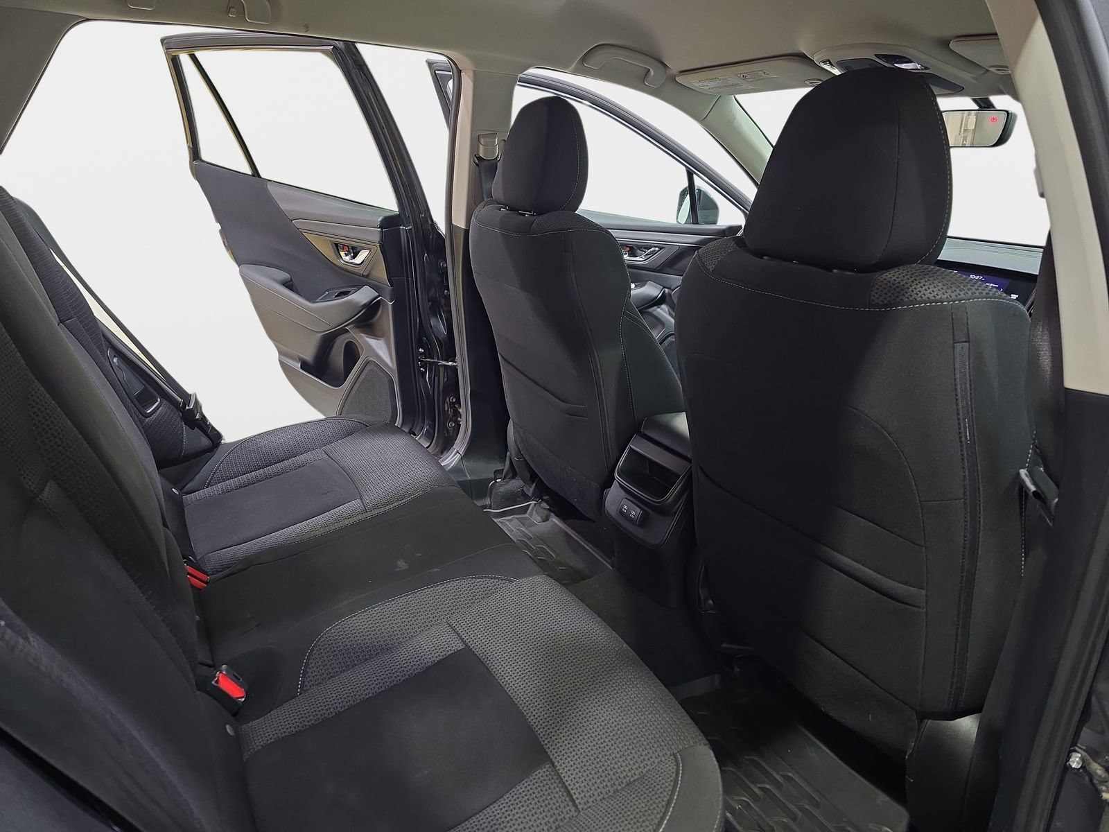 Used 2020 Subaru Outback Premium image 13