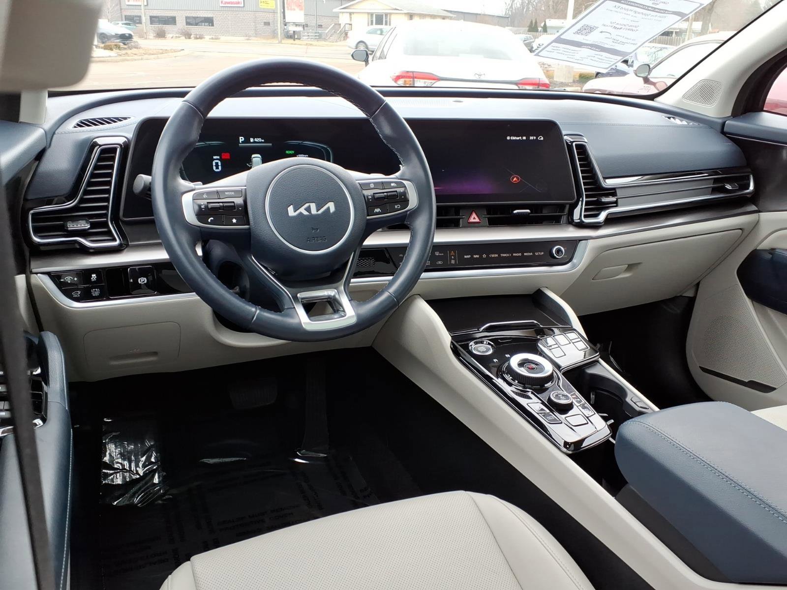 Used 2024 Kia Sportage EX w/ EX Premium Package image 6