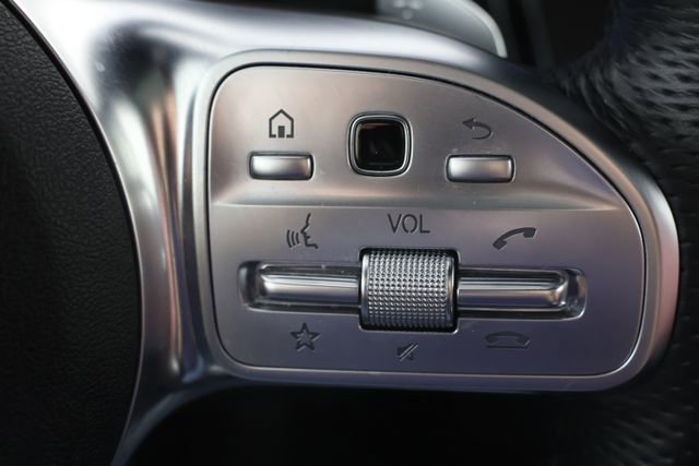 Used 2022 Mercedes-Benz GLC 300 4MATIC w/ AMG Line image 12