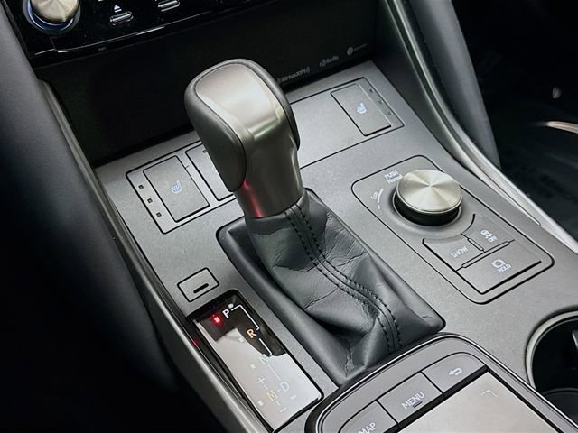 Used 2025 Lexus IS 350 F Sport w/ Navigation Package image 17