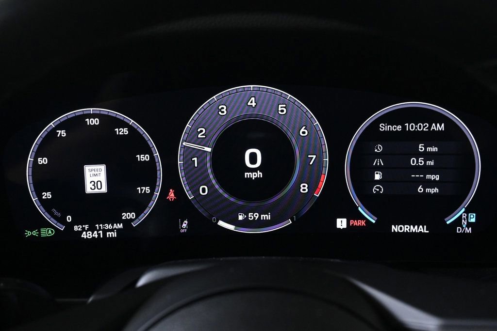 Used 2025 Porsche 911 Carrera w/ Sport Chrono Package image 14