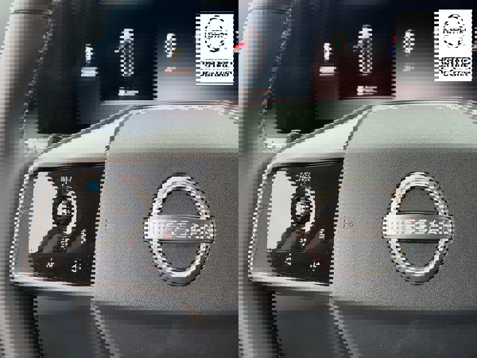 Certified 2025 Nissan Murano SV image 19