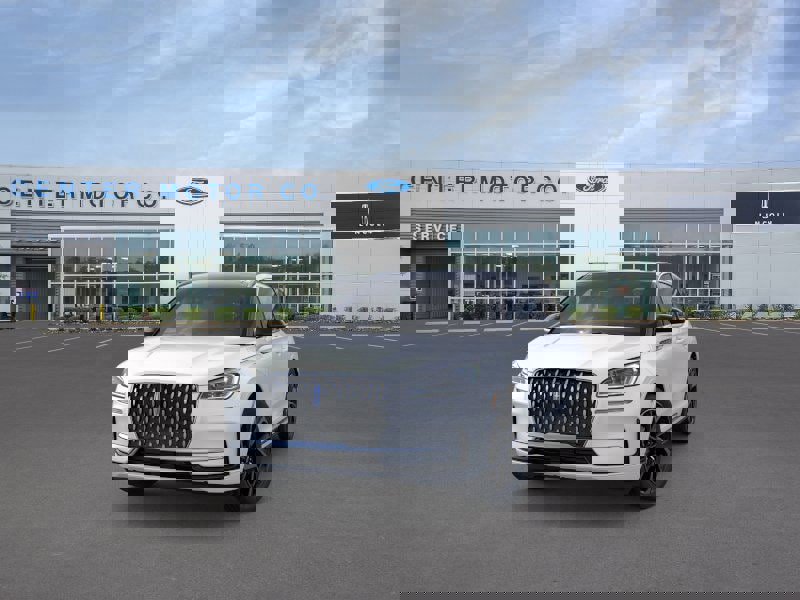 New 2024 Lincoln Corsair Grand Touring image 2