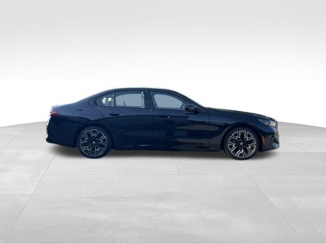 Certified 2026 BMW i5 eDrive40 w/ Executive Package AWD/4WD image 10