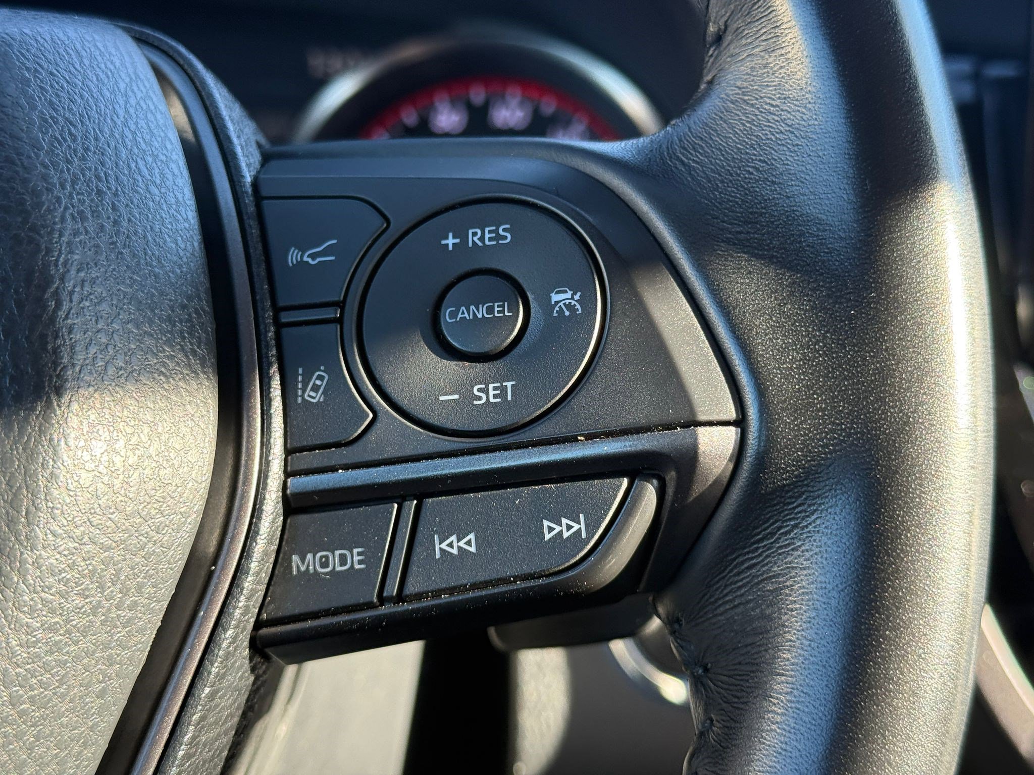 Used 2023 Toyota Camry XSE FWD image 23