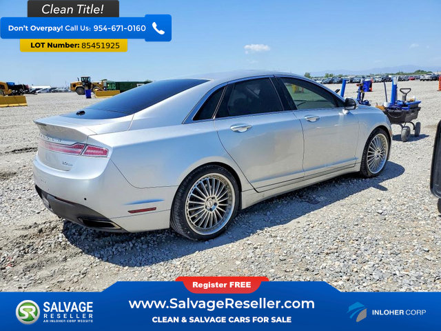 Used 2013 Lincoln MKZ FWD image 4