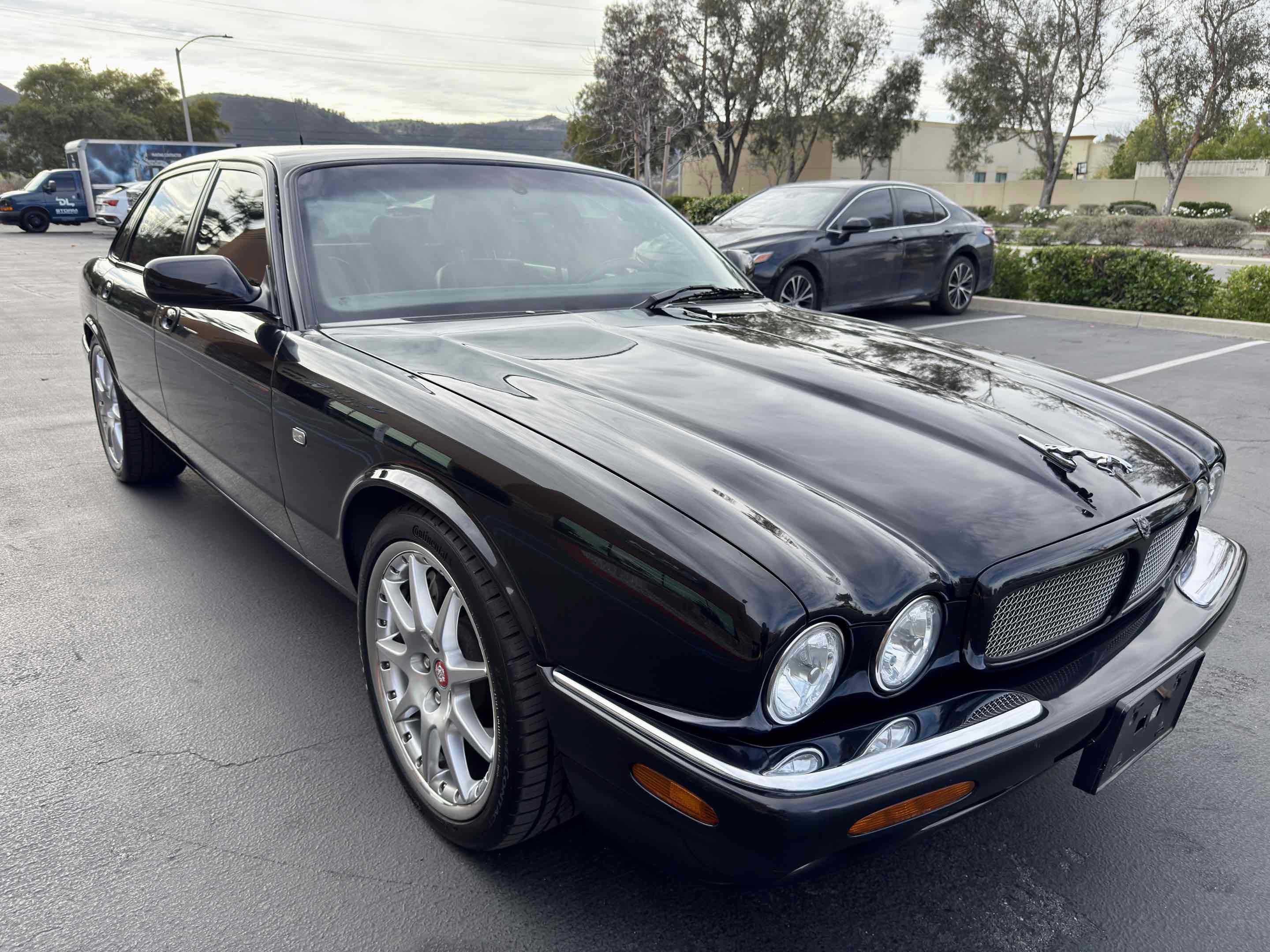 Used 2002 Jaguar XJ8 image 14
