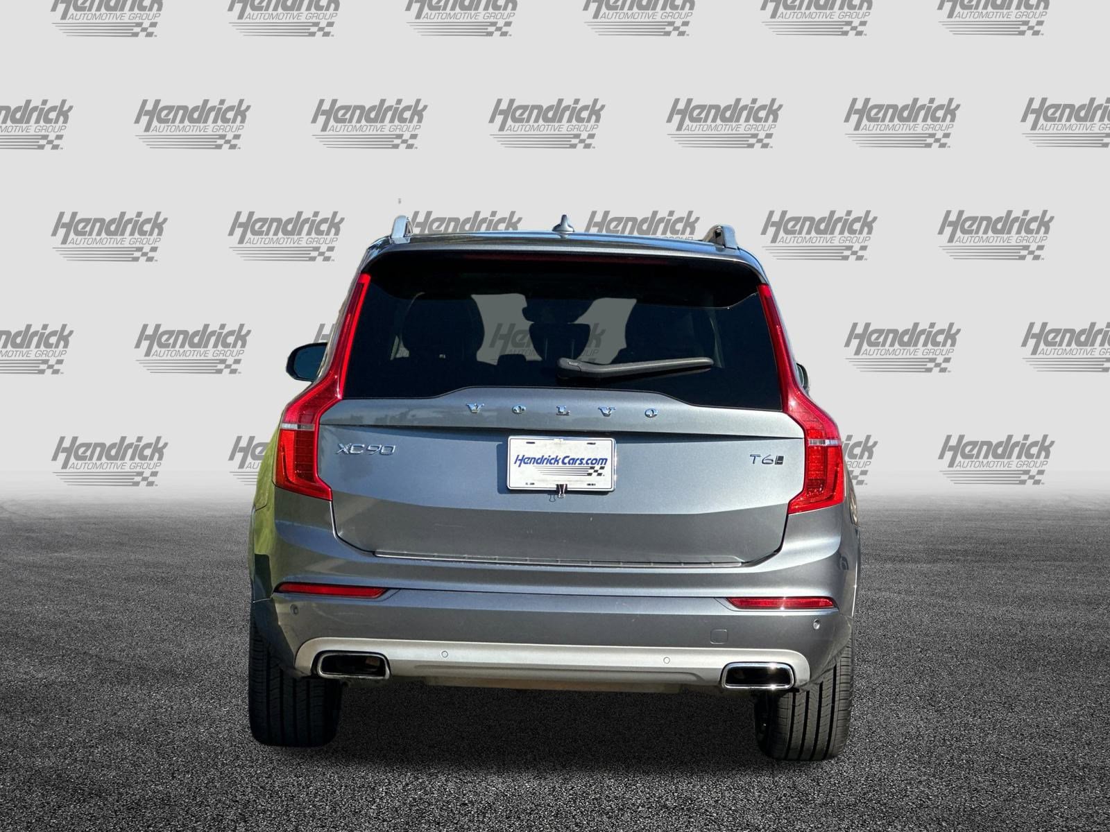 Used 2016 Volvo XC90 T6 Momentum w/ Momentum Plus Package image 6