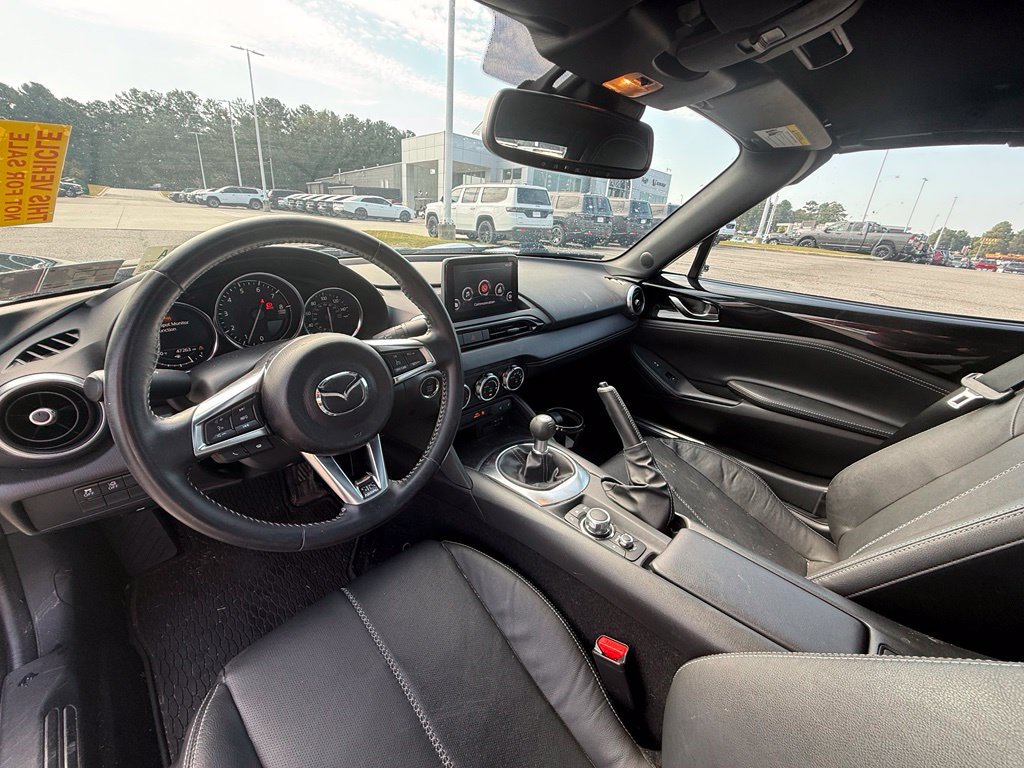 Used 2023 MAZDA MX-5 Miata Grand Touring w/ Weather Package RWD image 8