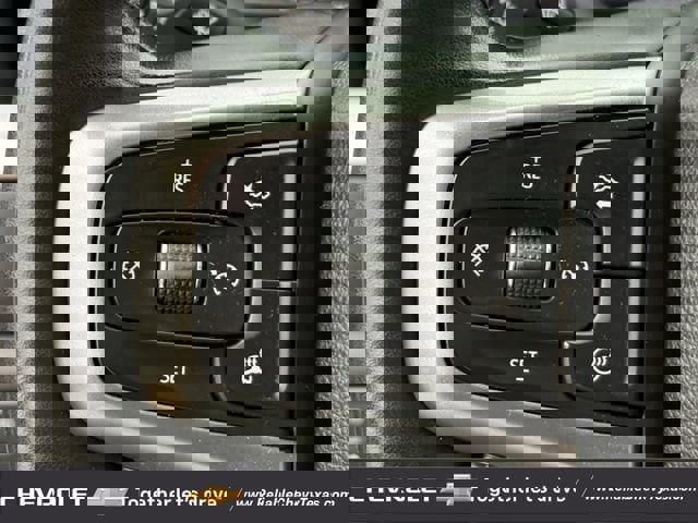 Used 2024 Chevrolet Silverado 2500 LT AWD/4WD image 14