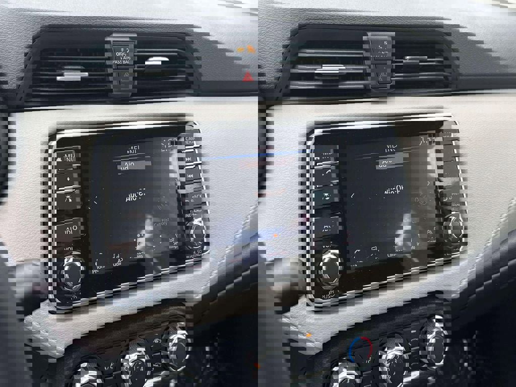 Used 2021 Nissan Versa SV image 24